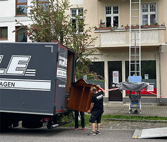 Privat und Gewerbeumzüge